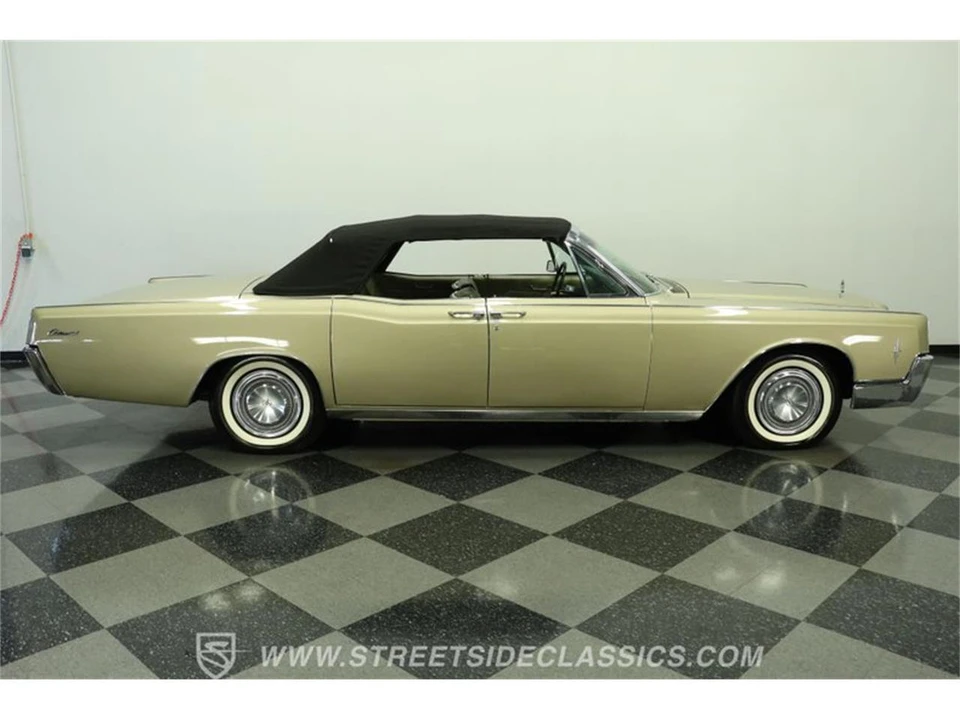 1966 Lincoln Continental 4th Gen - Image 13 of 31