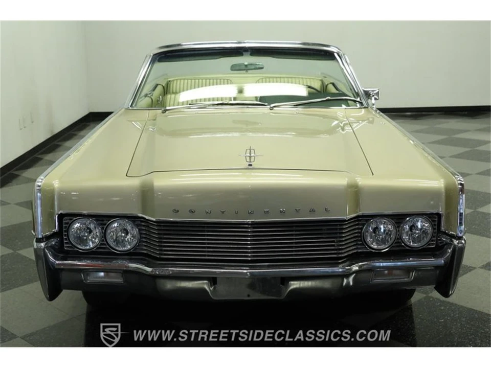 1966 Lincoln Continental 4th Gen - Image 16 of 31