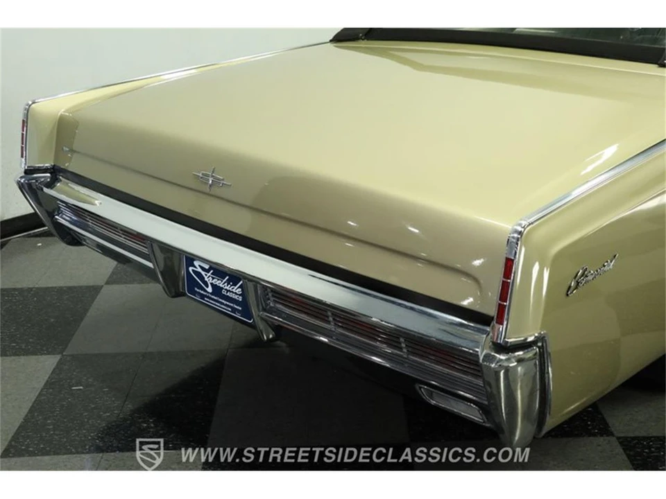1966 Lincoln Continental 4th Gen - Image 25 of 31