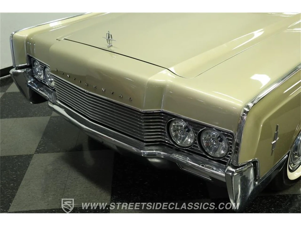1966 Lincoln Continental 4th Gen - Image 19 of 31