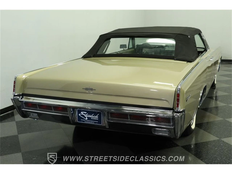 1966 Lincoln Continental 4th Gen - Image 10 of 31