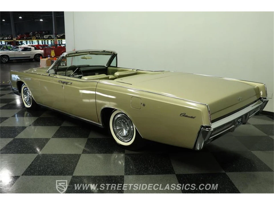 1966 Lincoln Continental 4th Gen - Image 7 of 31
