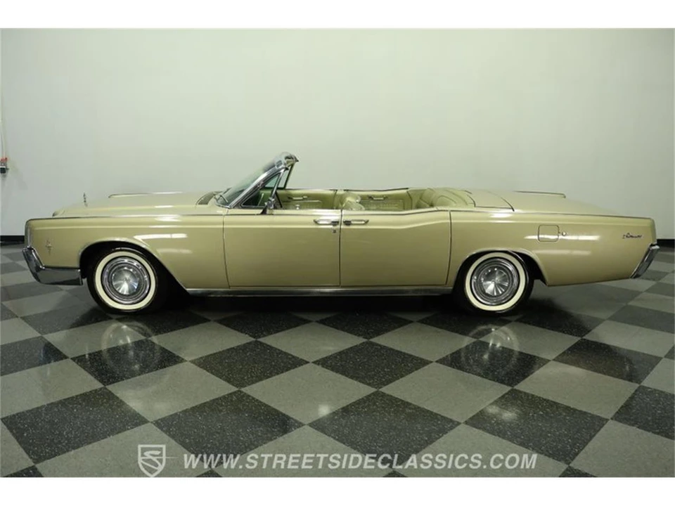 1966 Lincoln Continental 4th Gen - Image 2 of 31