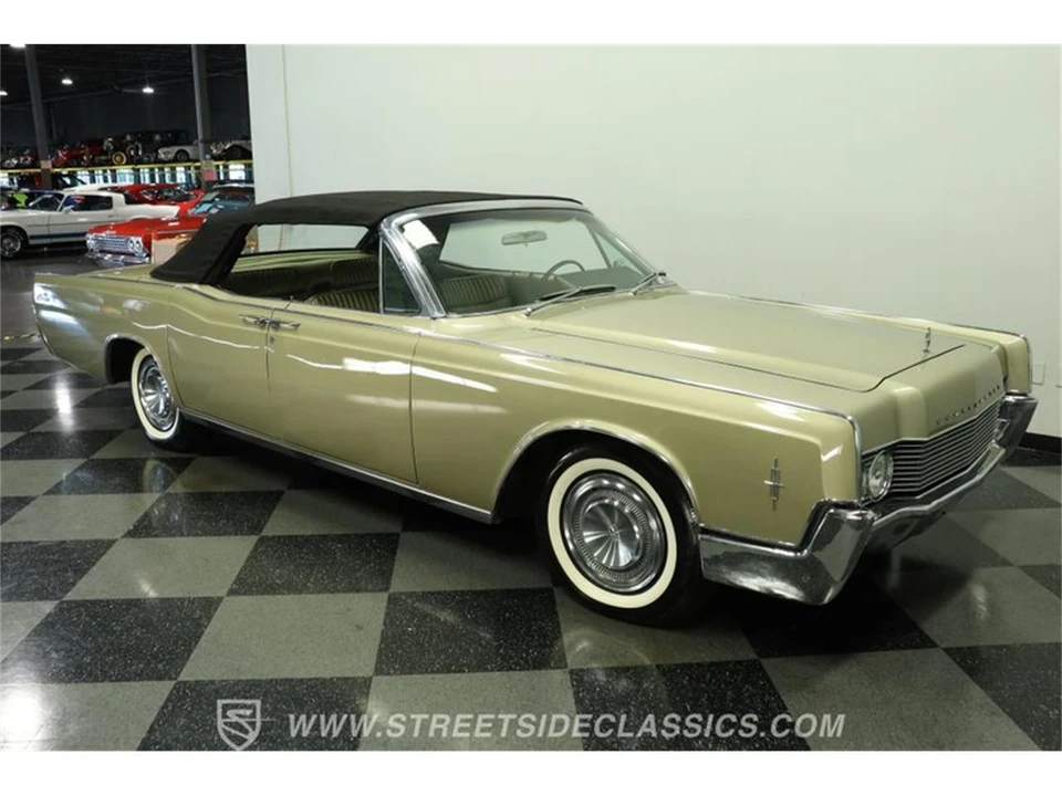 1966 Lincoln Continental 4th Gen - Image 14 of 31