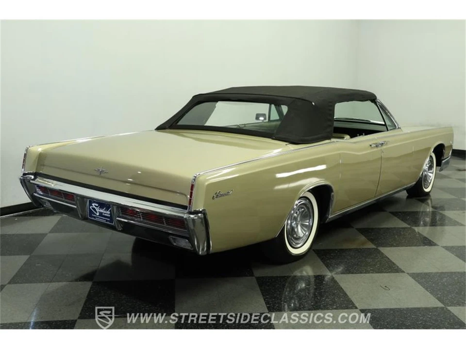 1966 Lincoln Continental 4th Gen - Image 11 of 31