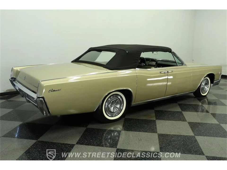 1966 Lincoln Continental 4th Gen - Image 12 of 31