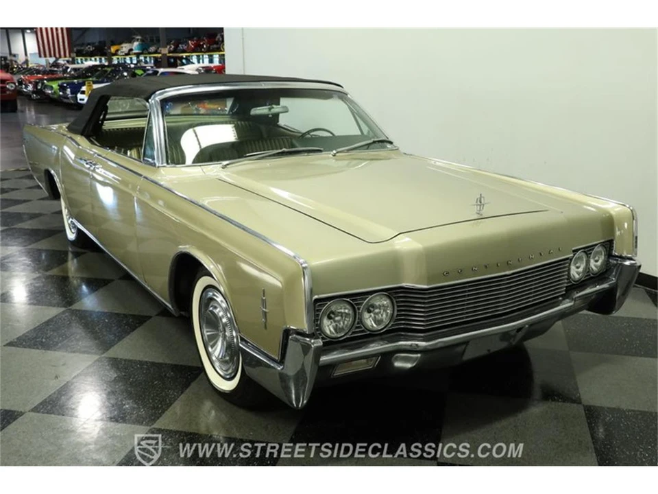1966 Lincoln Continental 4th Gen - Image 15 of 31