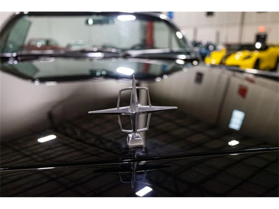 1966 Lincoln Continental 4th Gen - Image 21 of 31