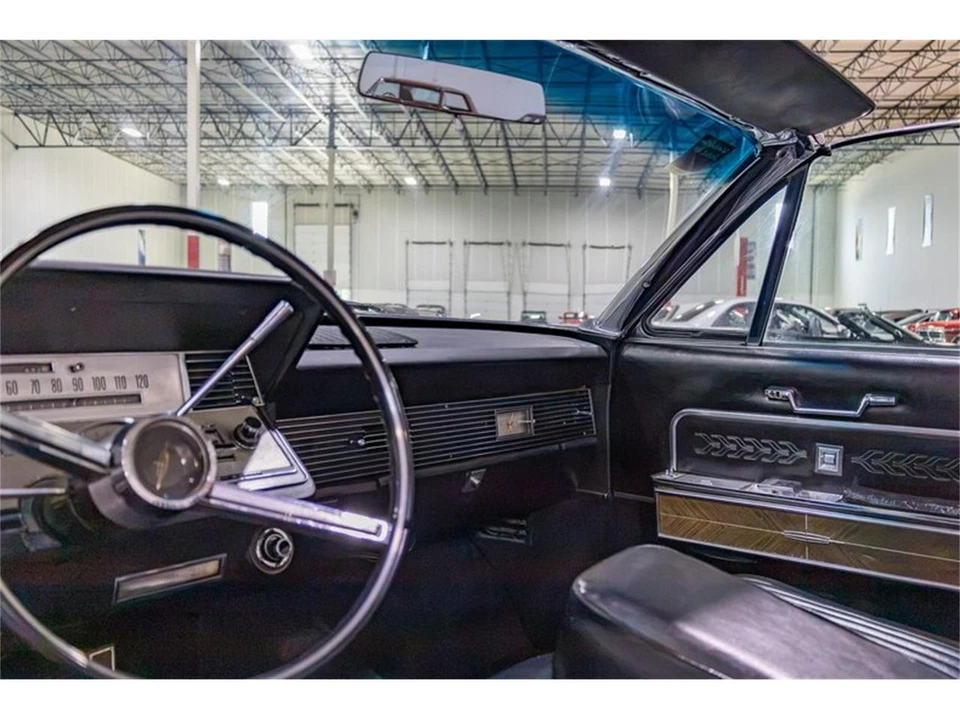 1966 Lincoln Continental 4th Gen - Image 13 of 31
