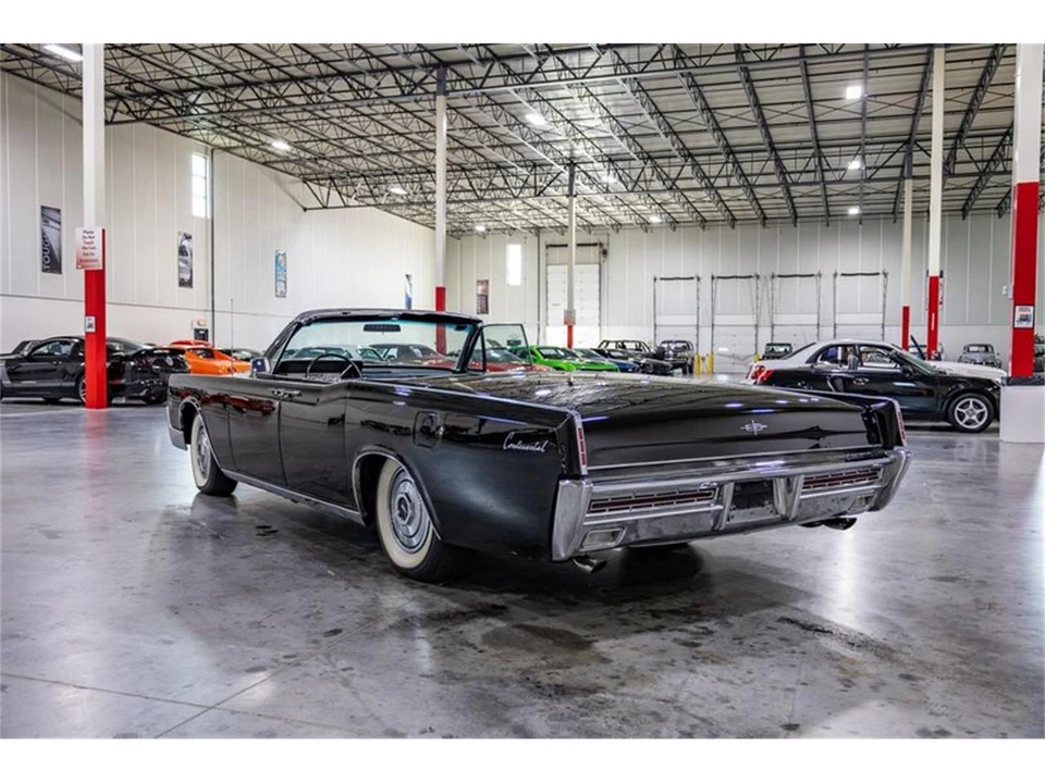 1966 Lincoln Continental 4th Gen - Image 4 of 31