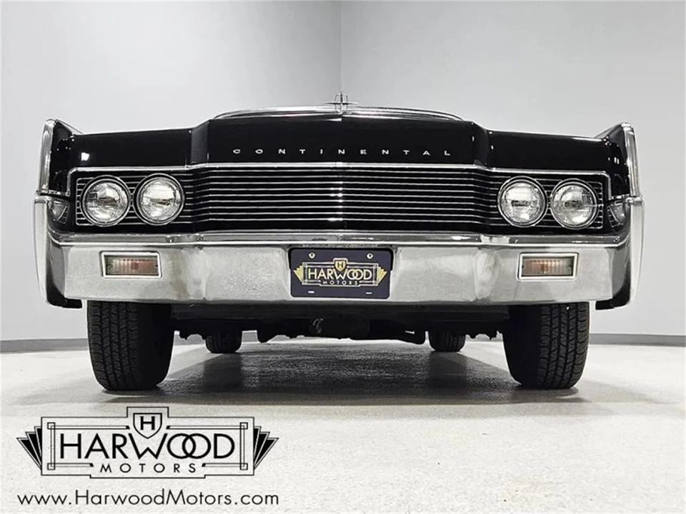 1966 Lincoln Continental 4th Gen - Image 16 of 31