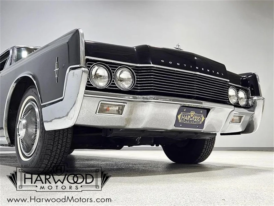 1966 Lincoln Continental 4th Gen - Image 23 of 31