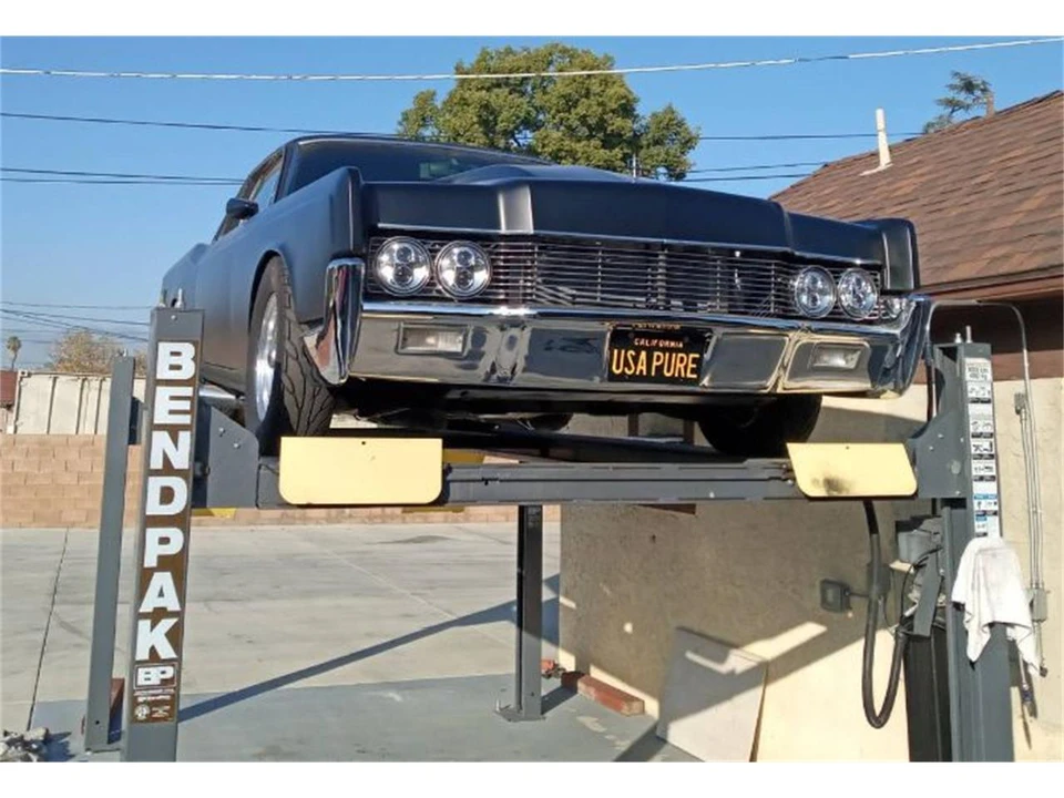 1966 Lincoln Continental 4th Gen - Image 11 of 23