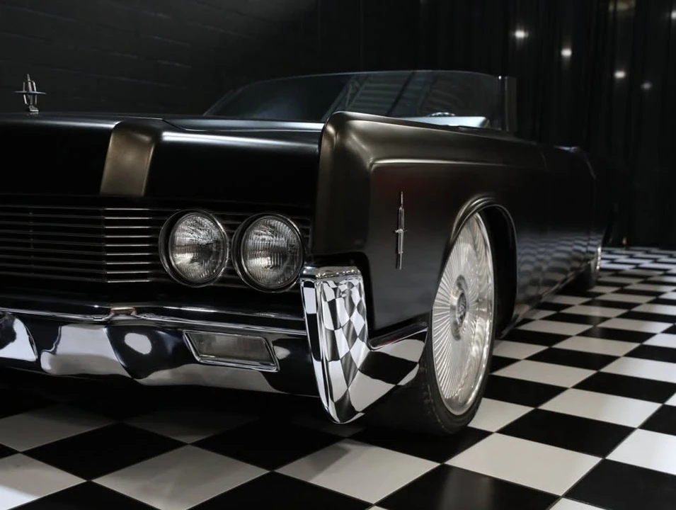 1966 Lincoln Continental 4th Gen - Image 7 of 20