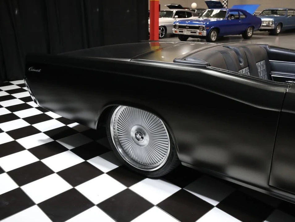 1966 Lincoln Continental 4th Gen - Image 16 of 20
