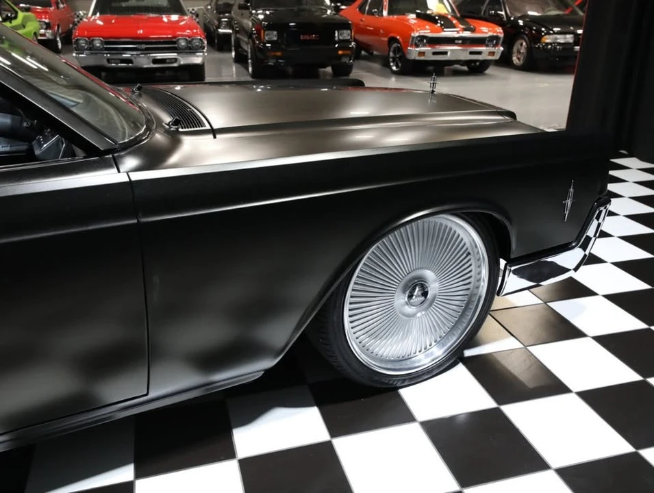 1966 Lincoln Continental 4th Gen - Image 13 of 20