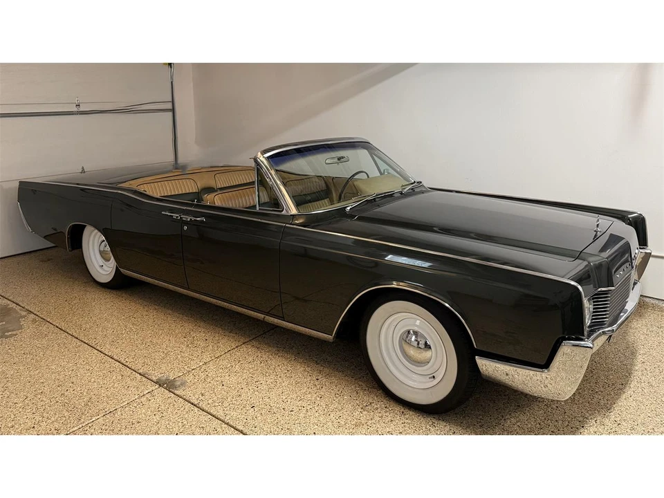 1966 Lincoln Continental 4th Gen - Image 2 of 22