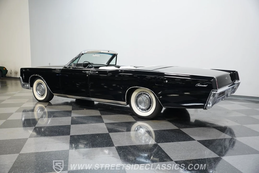 1966 Lincoln Continental 4th Gen - Image 8 of 12