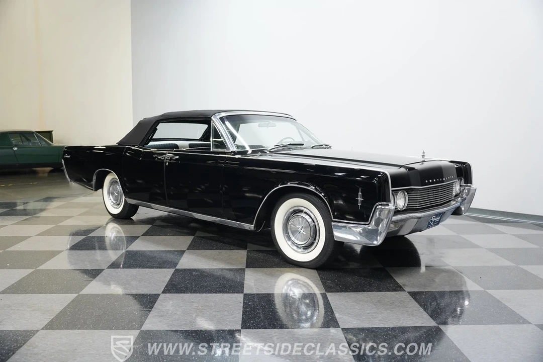 1966 Lincoln Continental 4th Gen - Image 16 of 21