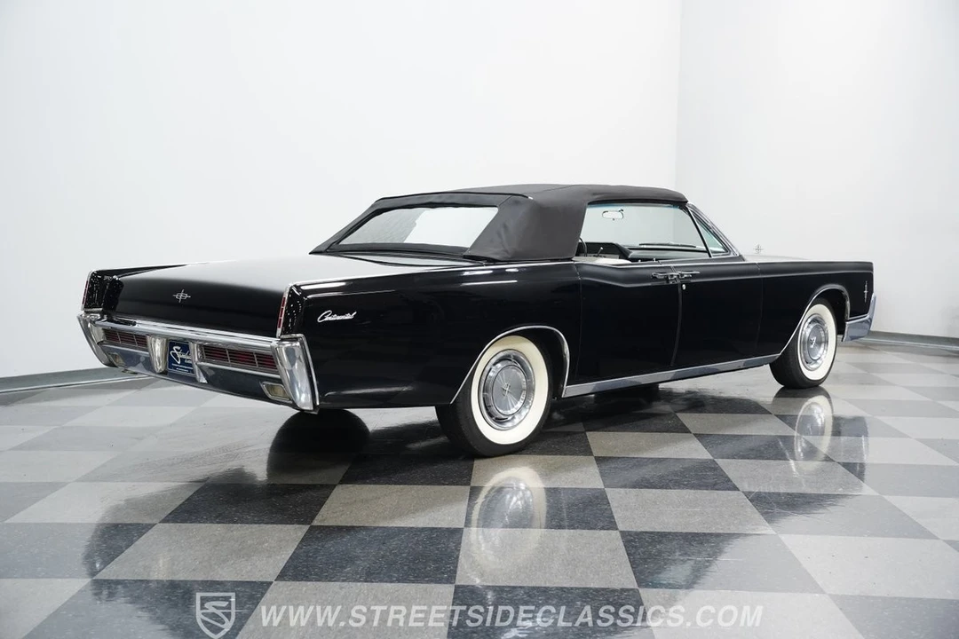 1966 Lincoln Continental 4th Gen - Image 12 of 12