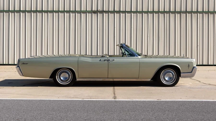 1966 Lincoln Continental 4th Gen - Image 8 of 31
