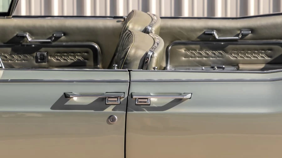 1966 Lincoln Continental 4th Gen - Image 11 of 31