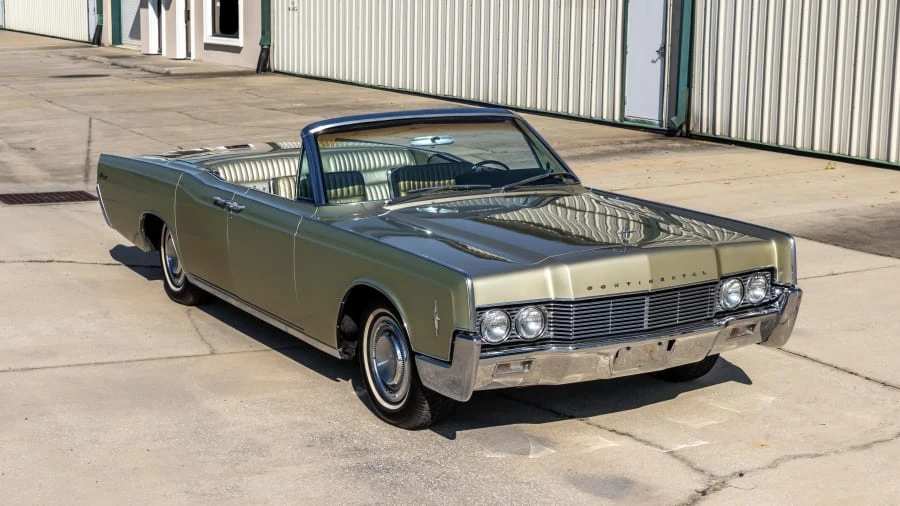 1966 Lincoln Continental 4th Gen - Image 12 of 31