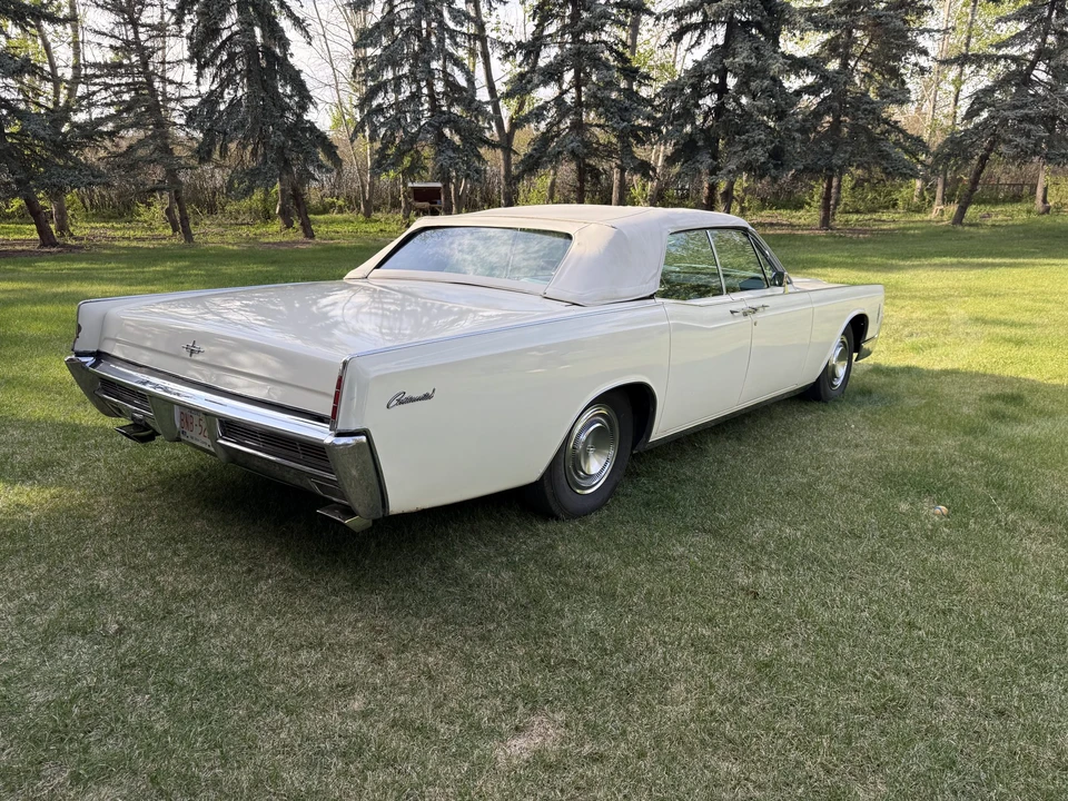 1966 Lincoln Continental 4th Gen - Image 8 of 31