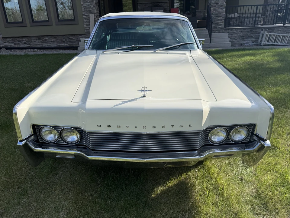 1966 Lincoln Continental 4th Gen - Image 21 of 31