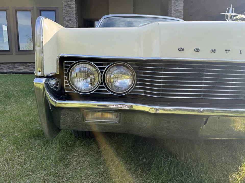 1966 Lincoln Continental 4th Gen - Image 30 of 31