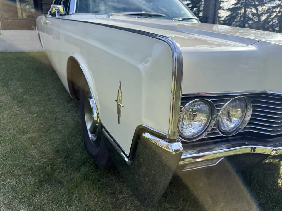 1966 Lincoln Continental 4th Gen - Image 22 of 31