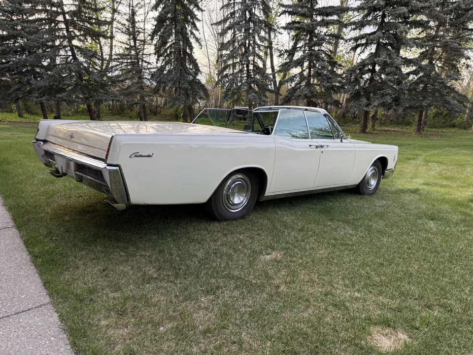 1966 Lincoln Continental 4th Gen - Image 17 of 31