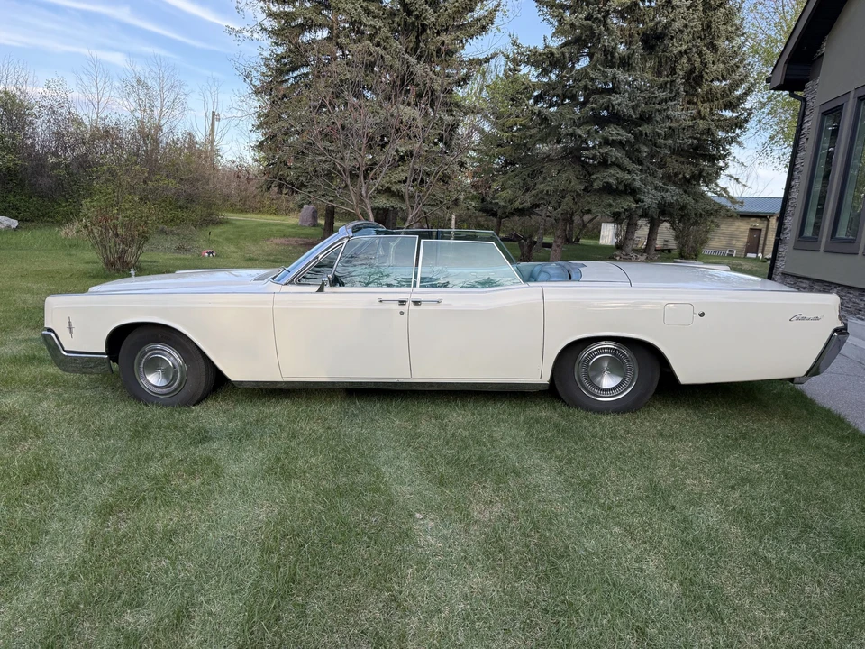 1966 Lincoln Continental 4th Gen - Image 14 of 31