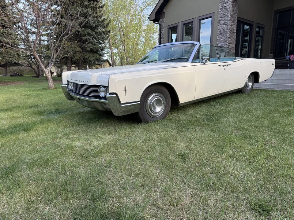 1966 Lincoln Continental 4th Gen - Image 13 of 31