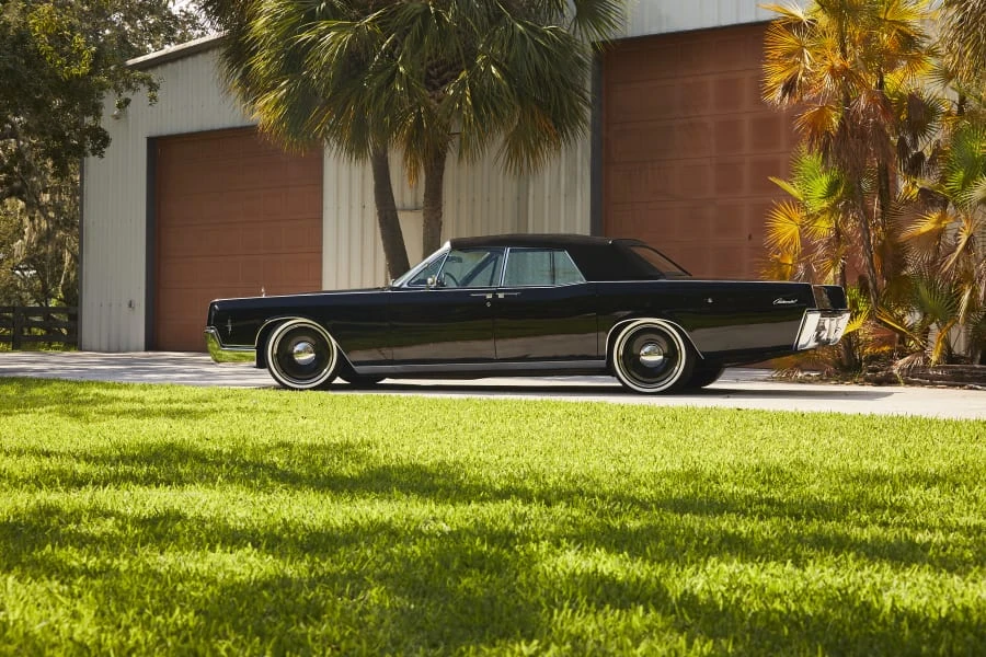 1966 Lincoln Continental 4th Gen - Image 2 of 31