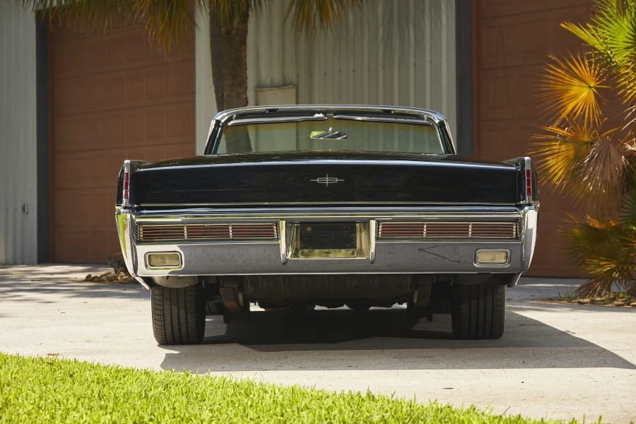 1966 Lincoln Continental 4th Gen - Image 24 of 31
