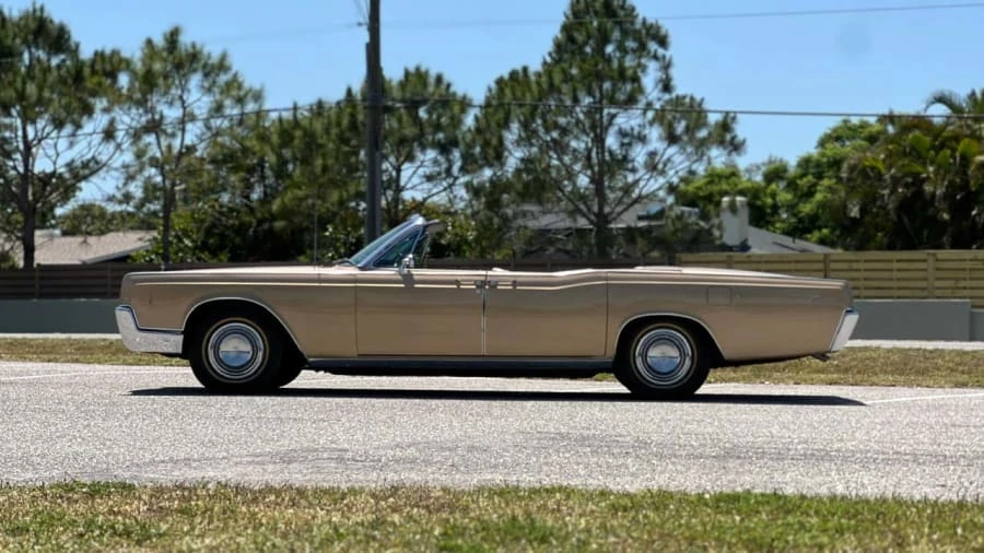 1966 Lincoln Continental 4th Gen - Image 2 of 23