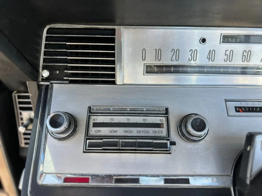 1966 Lincoln Continental 4th Gen - Image 20 of 23