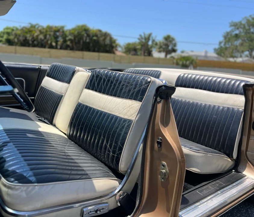 1966 Lincoln Continental 4th Gen - Image 17 of 23