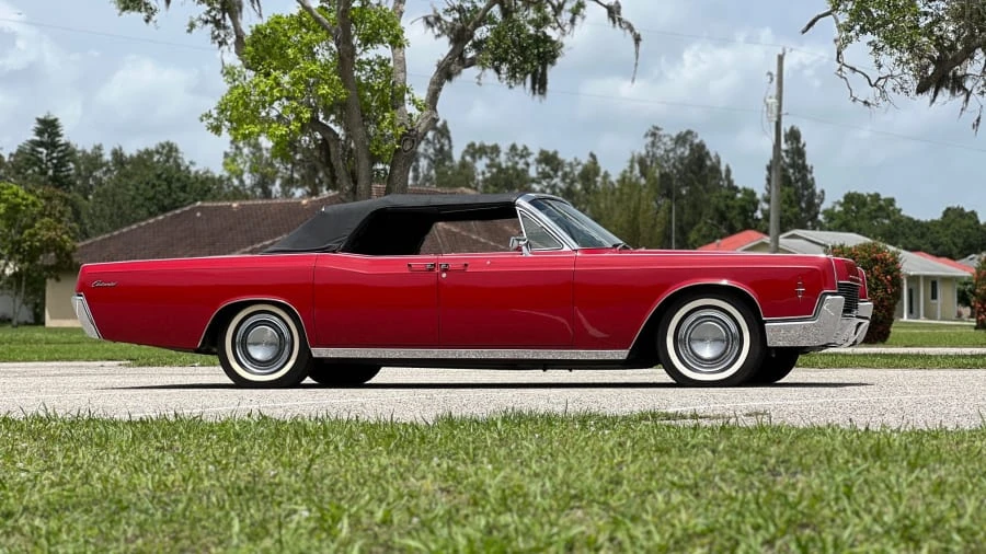 1966 Lincoln Continental 4th Gen - Image 7 of 20