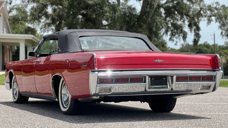 1966 Lincoln Continental 4th Gen - Image 10 of 20