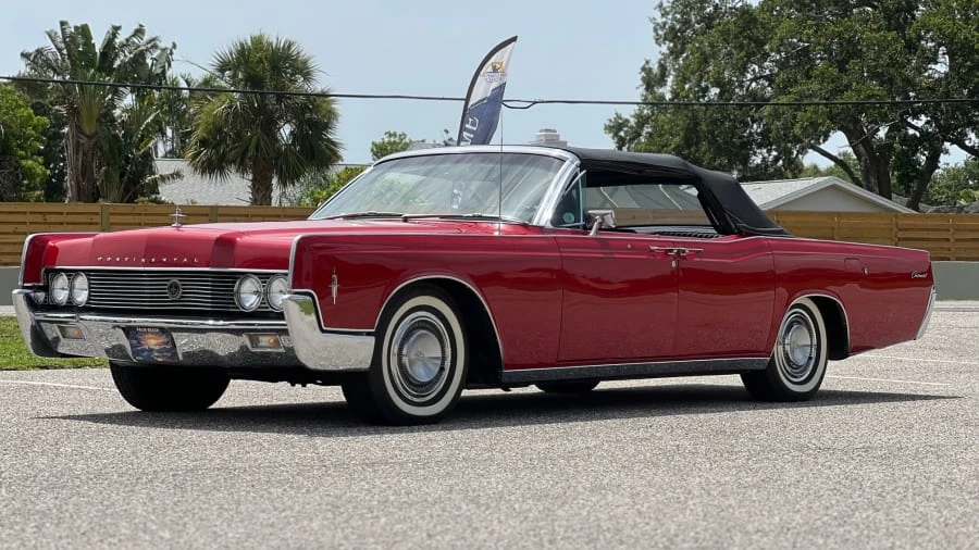 1966 Lincoln Continental 4th Gen - Image 9 of 20