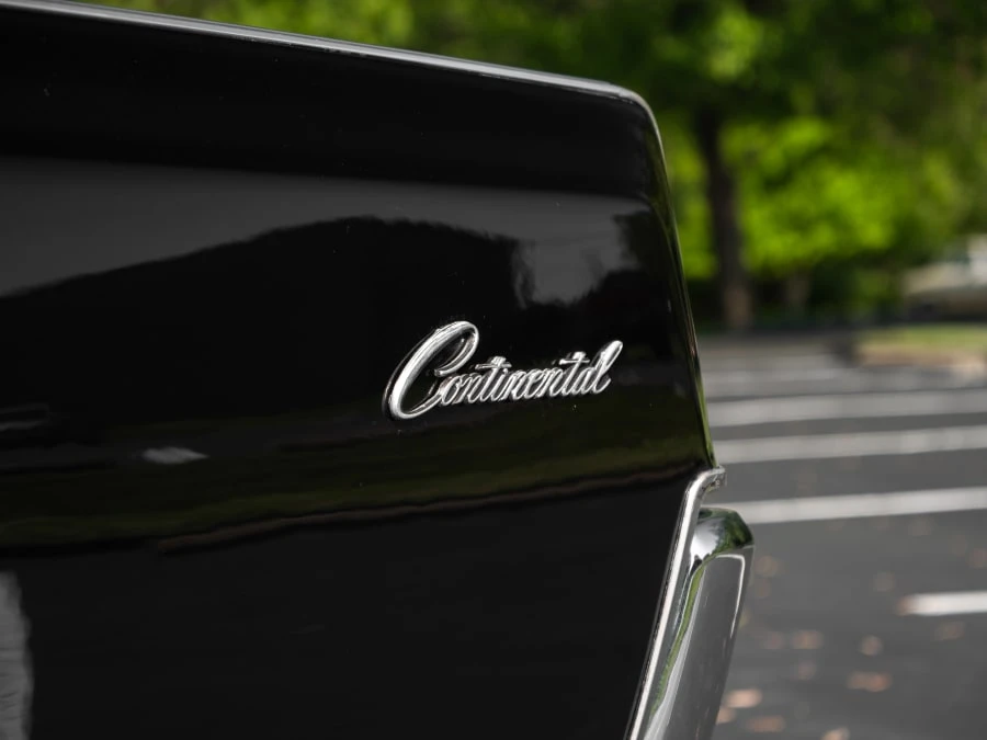 1966 Lincoln Continental 4th Gen - Image 7 of 24