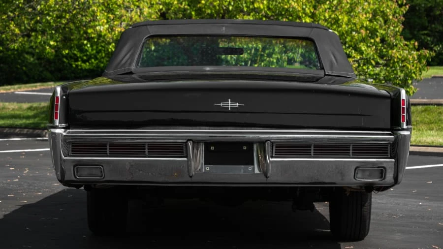 1966 Lincoln Continental 4th Gen - Image 8 of 24
