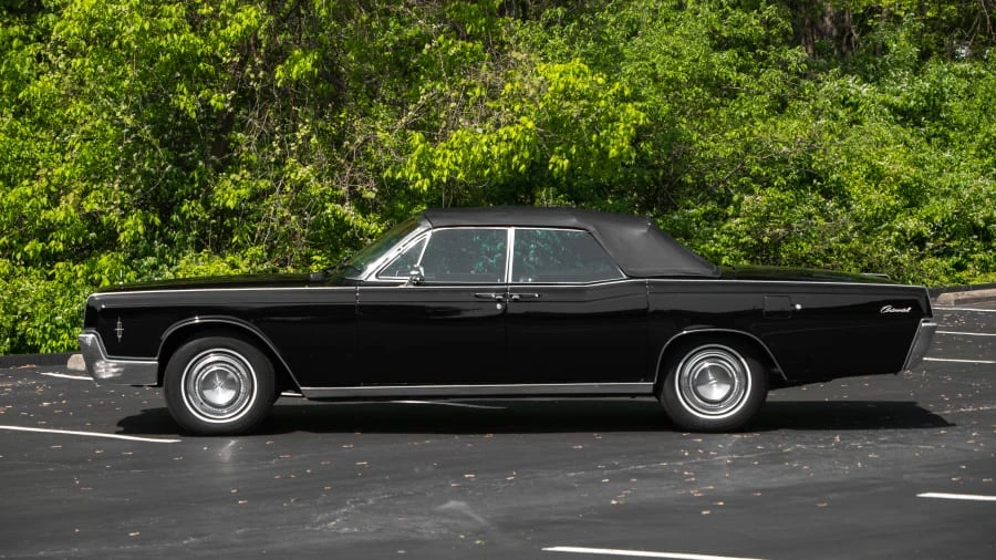 1966 Lincoln Continental 4th Gen - Image 2 of 24