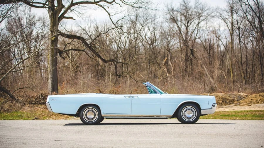 1966 Lincoln Continental 4th Gen - Image 2 of 12