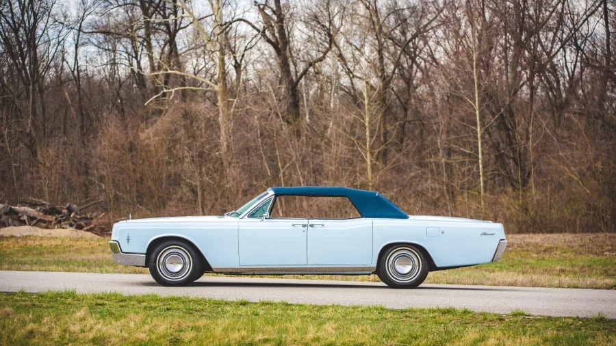 1966 Lincoln Continental 4th Gen - Image 8 of 12