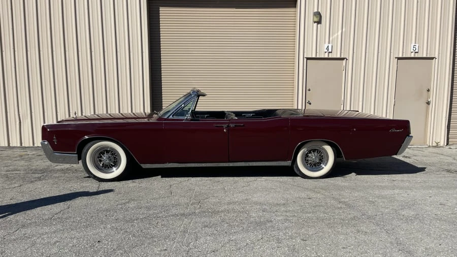 1966 Lincoln Continental 4th Gen - Image 2 of 6