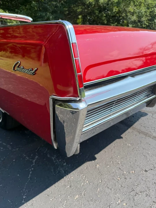 1966 Lincoln Continental 4th Gen - Image 10 of 14