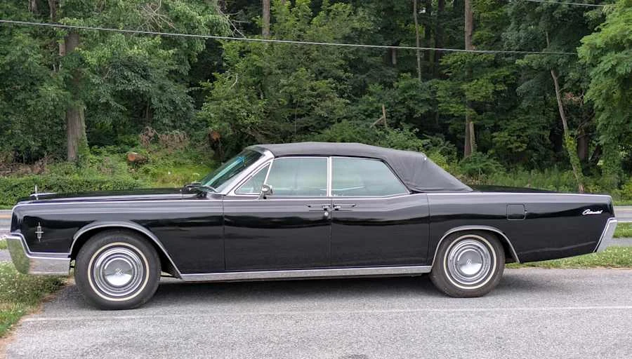 1966 Lincoln Continental 4th Gen - Image 8 of 30